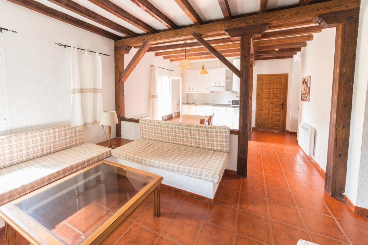 Apartamentos Rurales El Colvillo Trillo Exteriör bild