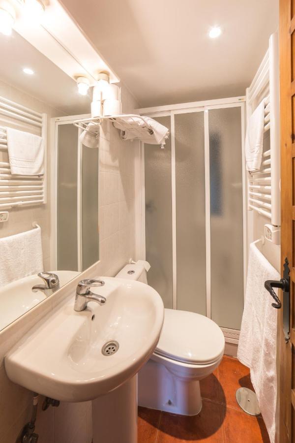 Apartamentos Rurales El Colvillo Trillo Exteriör bild