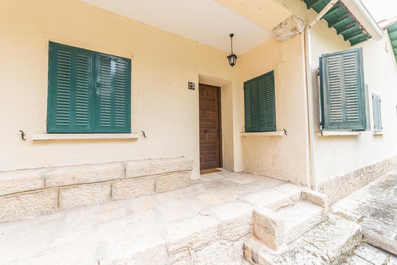 Apartamentos Rurales El Colvillo Trillo Exteriör bild