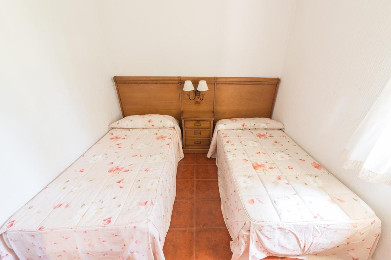 Apartamentos Rurales El Colvillo Trillo Exteriör bild