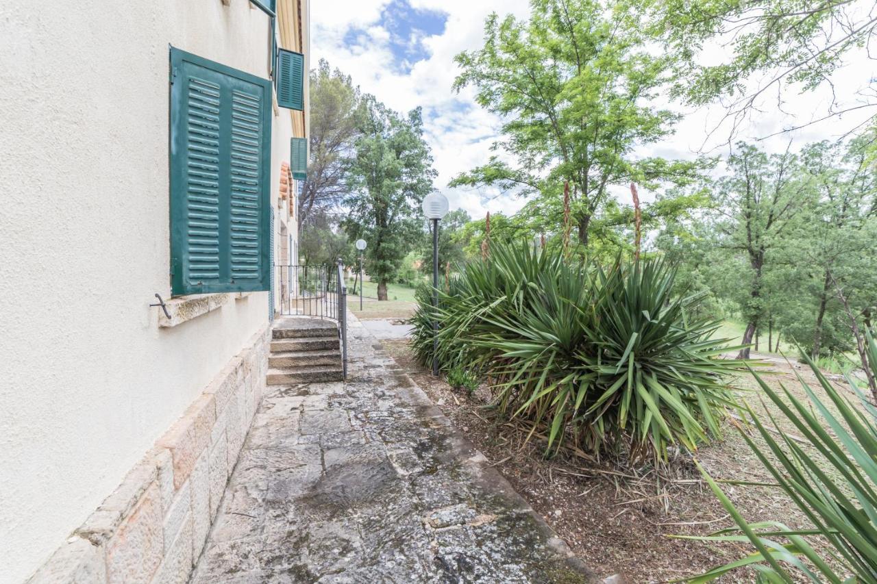 Apartamentos Rurales El Colvillo Trillo Exteriör bild